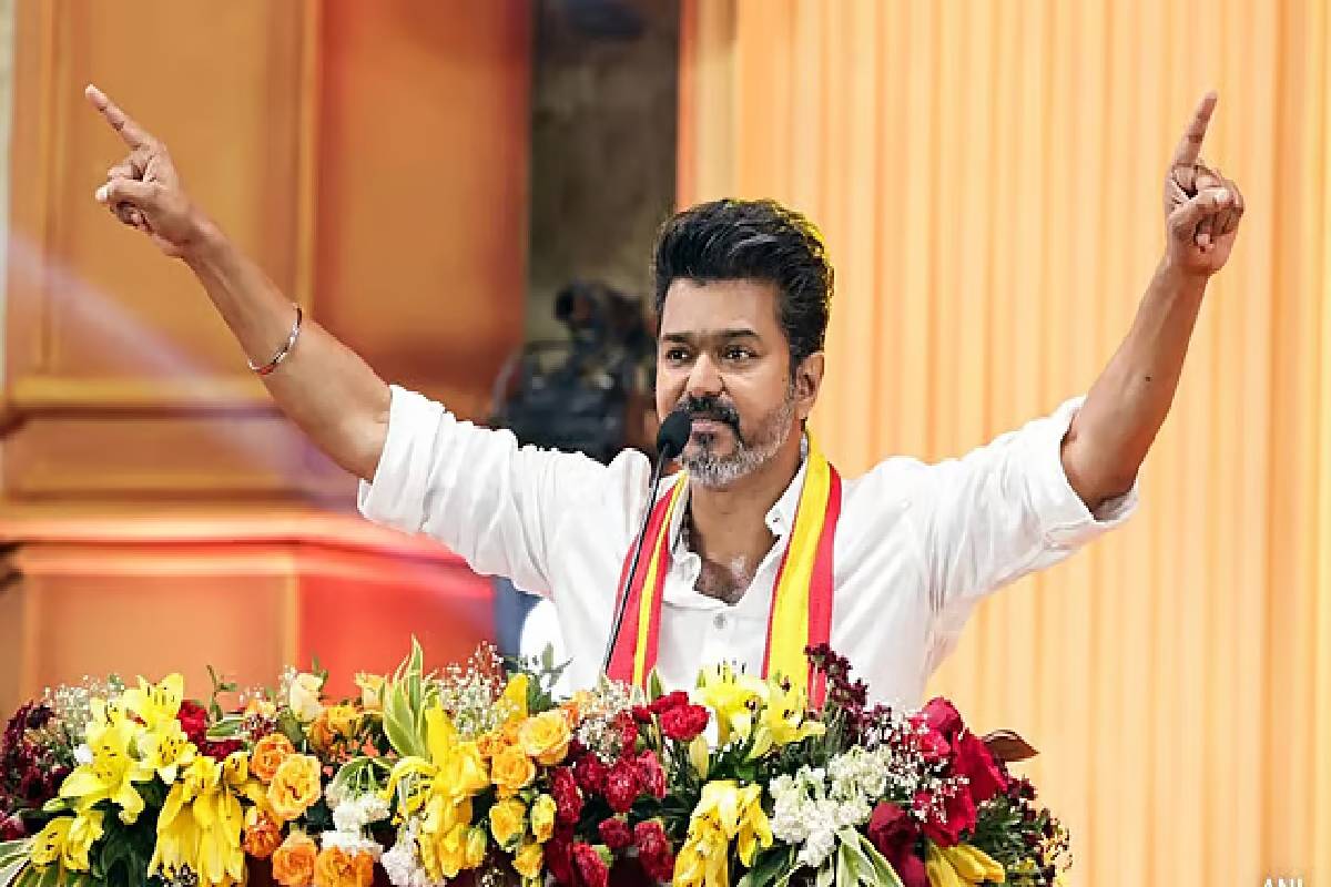 எண் ஜோதிடம்: தளபதி விஜய்யின் வெற்றிக்கான ரகசியக் குறியீடு என்ன தெரியுமா? | Secret Code Thalapathy Vijay S Success Numerology