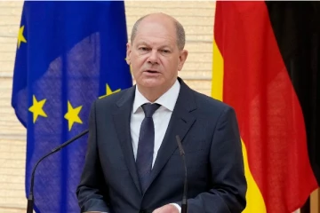 ஜேர்மனிக்கு புதிய நிதி அமைச்சரை நியமித்த சேன்சலர்., சொந்த கட்சியின் உள்ளேயே பரபரப்பு