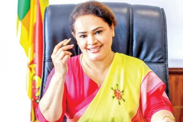பதவியை தக்கவைக்க போராடும் இராஜாங்க அமைச்சர்!