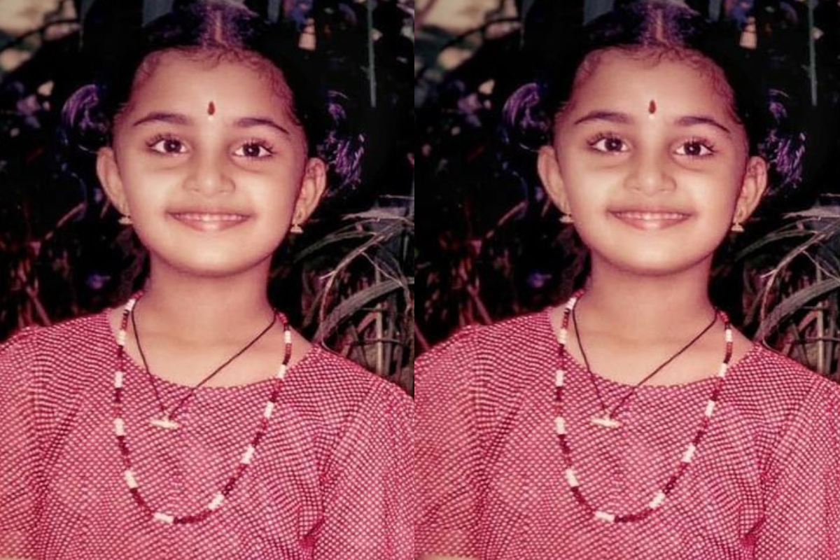 இந்த புகைப்படத்தில் உள்ள குழந்தை யார் தெரியுமா? இன்று தென்னிந்திய அளவில் முன்னணி நடிகை | Popular South Indian Actress Childhood Photo இந்த புகைப்படத்தில் உள்ள குழந்தை யார் தெரியுமா? இன்று தென்னிந்திய அளவில் முன்னணி நடிகை | Popular South Indian Actress Childhood Photo