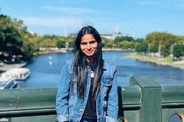 இந்தியாவிற்கு புறப்படும் முன் விமானத்திலேயே உயிரிழந்த இளம்பெண்