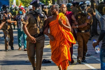 பாரிய நெருக்கடியிலிருந்து மீண்டெழுந்துள்ள இலங்கை - மகிழ்ச்சியில் அமைச்சர்