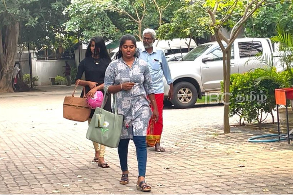 தவிசாளர் சுகிர்தனுக்கு எதிராக என்.பி.பி பெண் உறுப்பினர் முறைப்பாடு! | Npp Female Member Complaint Against Sukirthan