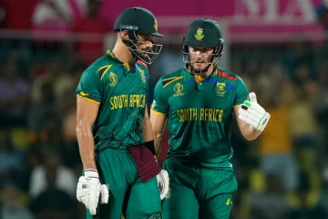பாகிஸ்தானை 1 விக்கெட் வித்தியாசத்தில் வீழ்த்தி தென் ஆப்பிரிக்க த்ரில் வெற்றி