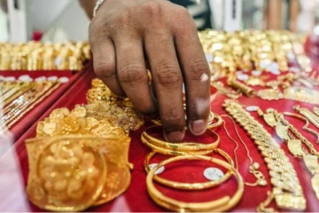 இலங்கை வரலாற்றில் உள்ளூர் சந்தையில் உச்சம் தொட்டது தங்கத்தின் விலை