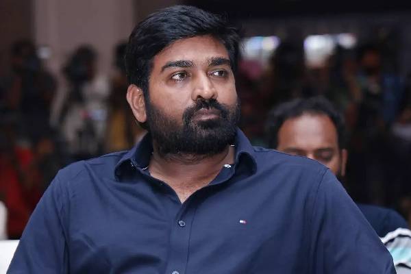 குடும்பம் மன உளைச்சலில்.. அவர் அனுபவிக்கட்டும் - பாலியல் குற்றச்சாட்டுக்கு விஜய் சேதுபதி விளக்கம்! | Vijay Sethupathi Denied Sexual Allegation