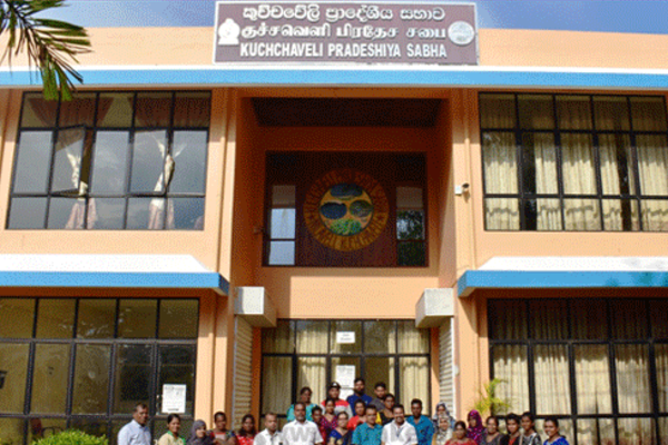 அதிரடியாக மூடப்பட்ட திருகோணமலை குச்சவெளி பிரதேச சபைத்தலைவரின் அலுவலகம் | Office Chairman Of Kuchchaveli Pradeshiya Sabha