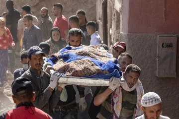 உலக நாடுகளை அதிர்ச்சிக்குள்ளாக்கிய மொராக்கோ நிலநடுக்கம்: பலி எண்ணிக்கை மேலும் அதிகரிப்பு