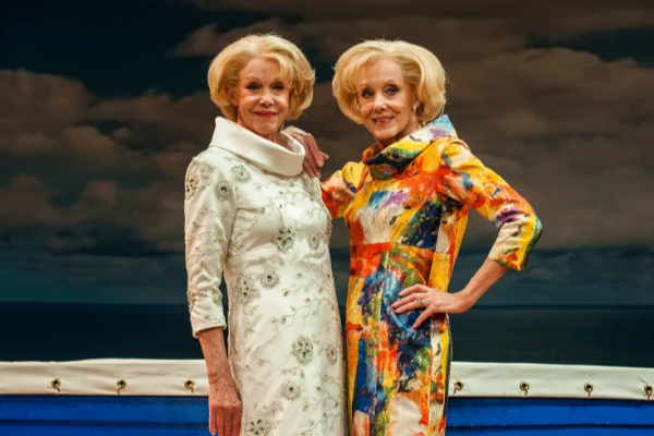 இரட்டையர்களான நடன மங்கையரின் துயர முடிவால் ஜேர்மனியில் எழுந்துள்ள விவாதம் | Germany Kessler Twins Assisted Death Spark Debate