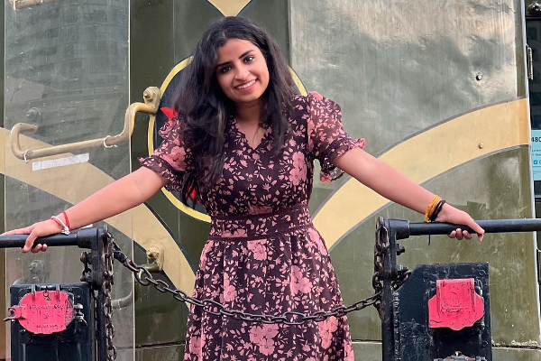 குக் வித் கோமாளி சிவாங்கி வெளிநாட்டில் செய்த காரியத்தை பாருங்க! | Cwc Sivaangi In Canada Tour