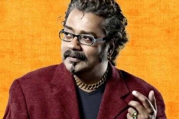 பாடகர் ஹரிஹரன் அம்மாவை பார்த்துள்ளீர்களா.. இதோ பாருங்க