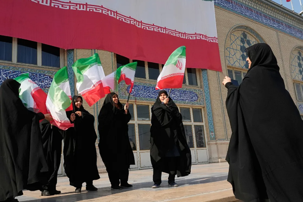 ஈரானில் பதற்றம்! மீண்டும் வெடித்தது மாணவர் போராட்டம் | Student Protests Erupt Again In Iran