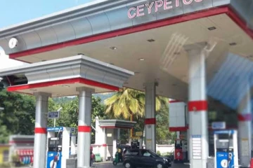 விற்பனைக்கு வரும் எரிபொருள் நிரப்பு நிலையங்கள் -அமைச்சரவைப்பத்திரம் தயார்