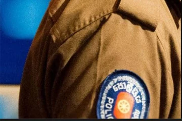 பெண் கான்ஸ்டபிள்களுக்கு பாலியல் தொந்தரவு: பொலிஸ் அலுவலர் பணி இடைநிறுத்தம்