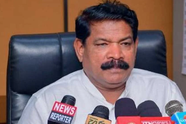 வடக்கில் 16 ஆயிரம் ஏக்கரில் பயிரிடப்படவுள்ள தென்னை : அமைச்சர் அறிவிப்பு | Coconut Shortage Coconut Cultivation On 16000 Ac