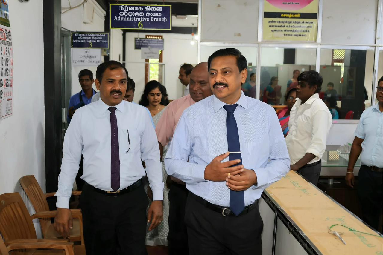 தகுதியான நபர்களுக்கே அரசாங்க கொடுப்பனவு கிடைக்கவேண்டும்! மாவட்ட அரசாங்க அதிபர் எடுத்துரைப்பு 1 Gallery