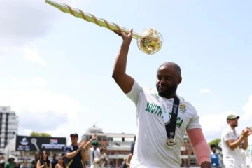 இடஒதுக்கீட்டில் அணியில் இடம்பிடித்த டெம்பா பவுமா - 107 வருட கிரிக்கெட் சாதனை முறியடிப்பு