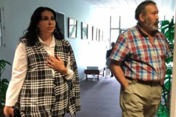 கனேடிய இராணுவ வீரர்கள் உண்ணும் கப் கேக்கில் இருந்த மர்மம்: வசமாக சிக்கிய பெண்!