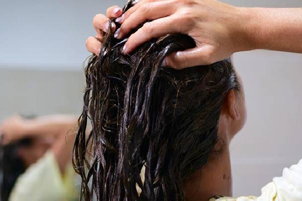 வாரம் ஒரு முறை போடுங்க.. தலைமுடி கொட்டுவது குறையும் | Home Remedies For Hair Fall In Tamil