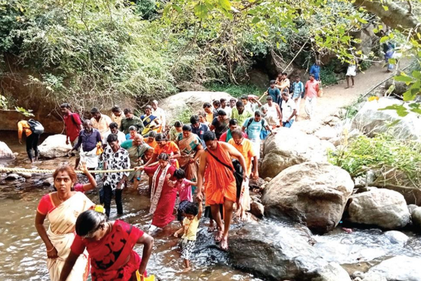 இன்று ஆவணி மாத அமாவாசை.., சதுரகிரியில் பக்தர்கள் சாமி தரிசனம் | Aavani Amavasai Sathuragiri Devotees Crowd