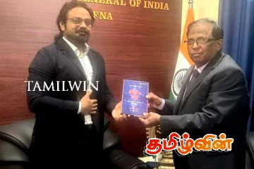 இந்திய துணை தூதுவரால் வடக்கு ஆளுநரிடம் நூல் கையளிப்பு!