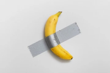 6.2 மில்லியன் டொலர்களுக்கு விற்பனையான வாழைப்பழம்: யார் வாங்கியது தெரியுமா?