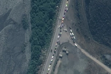 ரஷ்யாவில் இருந்து தப்பியோடும் ஆண்கள் - வெளியானது செயற்கைக்கோள் படங்கள்