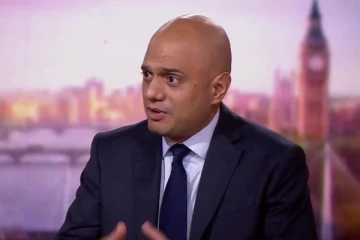 பல்டி அடித்த பிரித்தானிய அரசாங்கம்! திட்டத்தை கைவிட்டதாக அறிவித்த சுகாதார அமைச்சர்