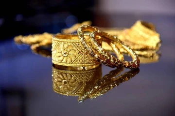 உக்ரைன் ரஷ்யா போர் எதிரொலி! மள மளவென உயர்ந்த தங்கம் விலை!