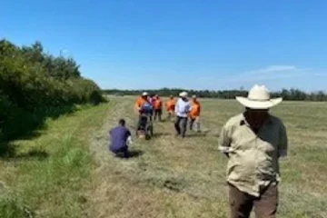 இங்கேதான் குழந்தைகளுக்காக குழி தோண்டினோம்... கனடாவில் மீண்டும் பூர்வக்குடியின குழந்தைகளின் உடல்கள் கண்டுபிடிப்பு