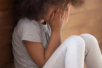 இளைஞரிடமிருந்து தப்பிக்க 17 வயது சிறுமி செய்த காரியம்: பரிதாபமாக உயிரிழந்த சோகம்