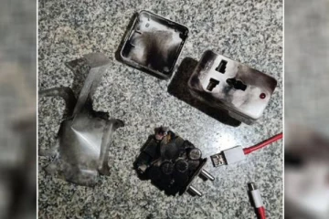 மீண்டும் வெடித்து சிதறிய ஒன்பிளஸ் ஸ்மார்ட்போன்... பீதியடையும் வாடிக்கையாளர்கள்