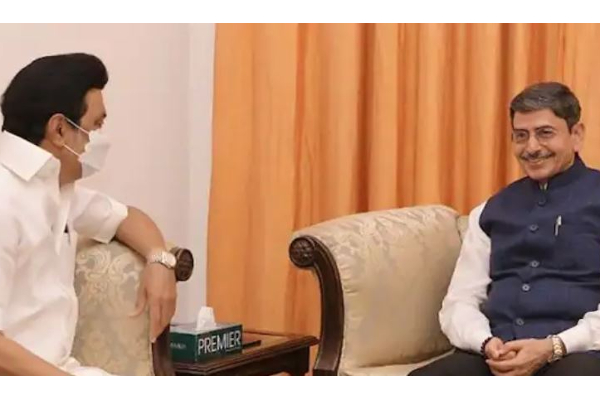 நீட் எதிர்ப்பு மசோதா  ஆளுநருக்கு அனுப்பப்பட்டது ! | Neet Bill Was Handed Over To The House