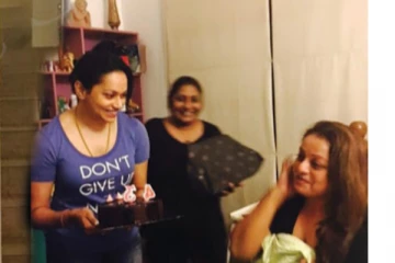 "..Happy Birthday මගේ වයිෆ්.." චිරන්තයි කවි,ශේනුයි සමිතාව පුදුම කළ උපන්දින සාදයේ වීඩියෝවක් එලියට..(VIDEO)