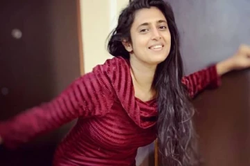 47 வயதில் கர்ப்பமா? பிரக்னன்ட் புகைப்படத்தை வெளியிட்ட நடிகை கஸ்தூரி..