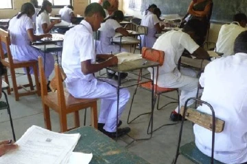 க.பொ.த உயர்தரப் பரீட்சை வினாத்தாள் விநியோகத்தில் தாமதம்! பரீட்சைகள் திணைக்களம் உடனடி நடவடிக்கை