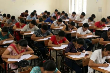 මේ විභාගය ඉවර වෙනකල් ඉන්දියාවේ ටෙලිග්‍රෑම් සීමා කරයි - ප්‍රශ්න පත්‍ර කාන්දුවී ඇති පුවත සම්බන්ධයෙනුත් අපේක්ෂකයන්ට දැනුවත් කිරීමක්