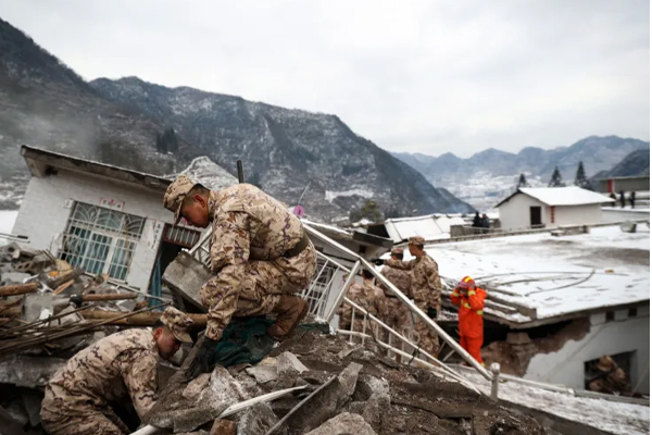 சீனாவின் யுனானில் 9 பேர் பலி | 9 People Died In Yunnan China