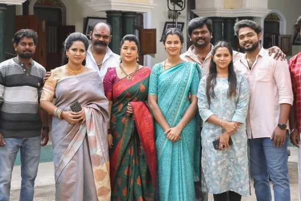 சன் டிவியின் சூப்பர்ஹிட் சீரியல் முடிவுக்கு வந்தது.. வருத்தத்தில் ரசிகர்கள் | Sun Tv Superhit Serial Anandha Ragam Ended