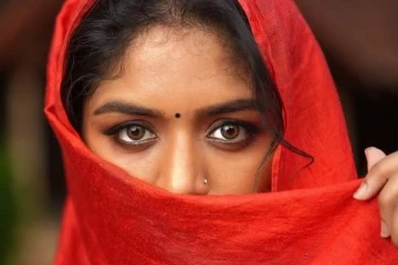 நடிகை அதிதி ஷங்கரின் கண்கள் இவ்வளவு அழகா?... கலக்கல் போட்டோஸ்