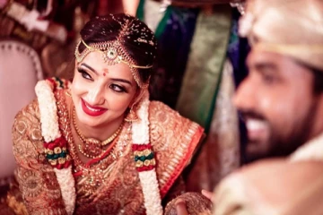 இந்த 4 ராசிக்கார ஆண்களையும் கண்ண மூடிட்டு கலியாணம் பண்ணுங்க…. மனைவியை தாங்கு தாங்குனு வாங்கலாம்!