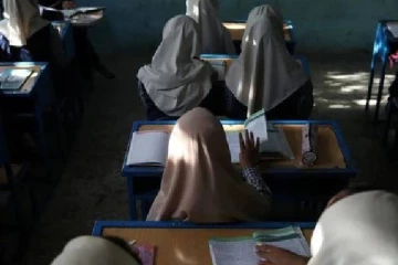 ஆப்கானிஸ்தான் சிறுமிகள் தொடர்பில் தாலிபான்கள் உறுதியளிப்பு