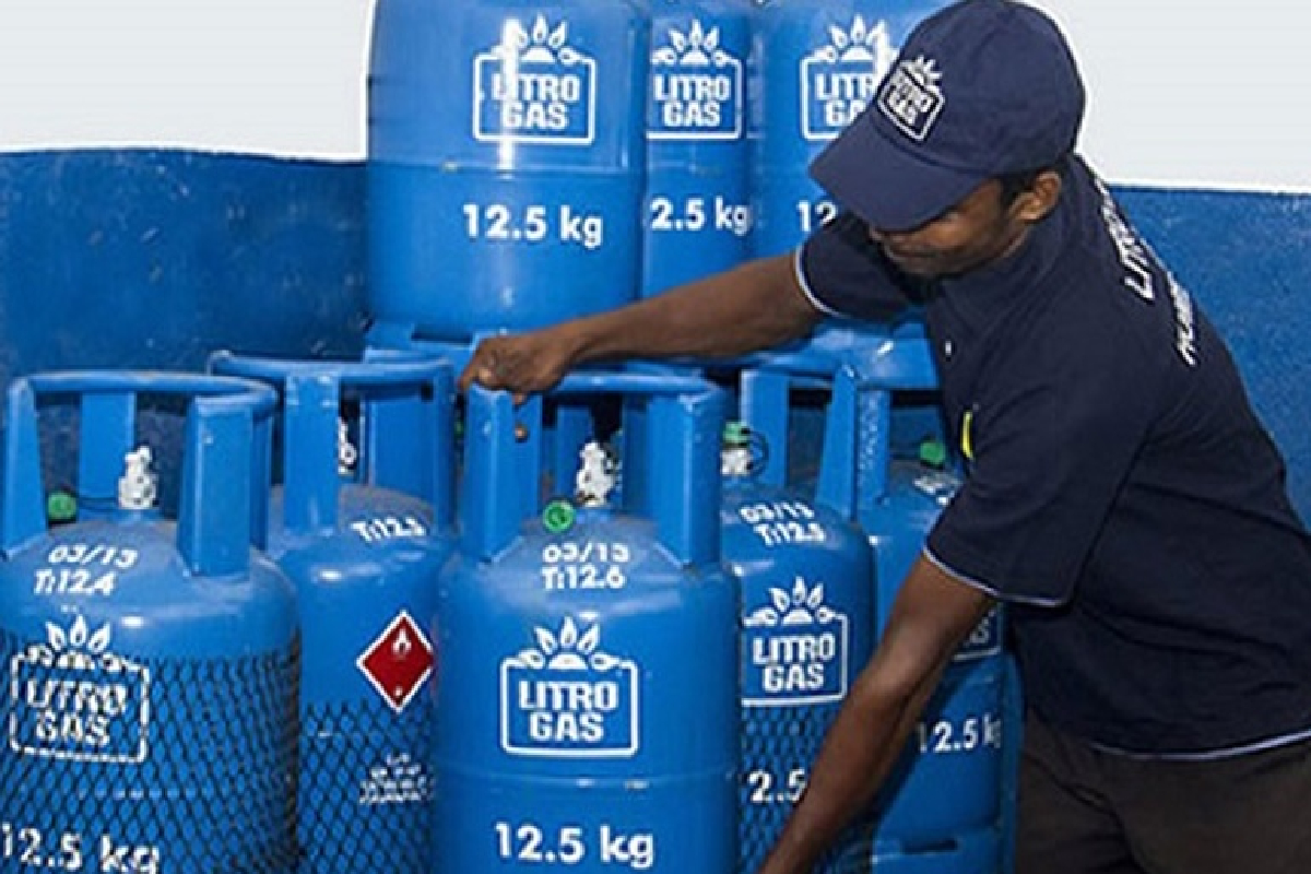 நள்ளிரவு முதல் உச்சத்தை தொடும் சமையல் எரிவாயு விலை | Increases Domestic Lp Gas Prices From Midnight நள்ளிரவு முதல் உச்சத்தை தொடும் சமையல் எரிவாயு விலை | Increases Domestic Lp Gas Prices From Midnight