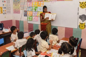 பாலர் பாடசாலை முதல் பாலியல் கல்வி