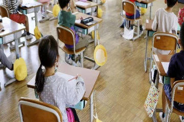 பாடசாலையில் வீசிய கடும் துர்நாற்றம்: 9 மாணவர்களுக்கு நேர்ந்த நிலை!