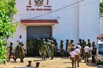 මීගමුව බන්ධනාගාර ගැටුමෙන් මියගිය නිලධාරීන්ට රු. ලක්ෂ 50ක වන්දි
