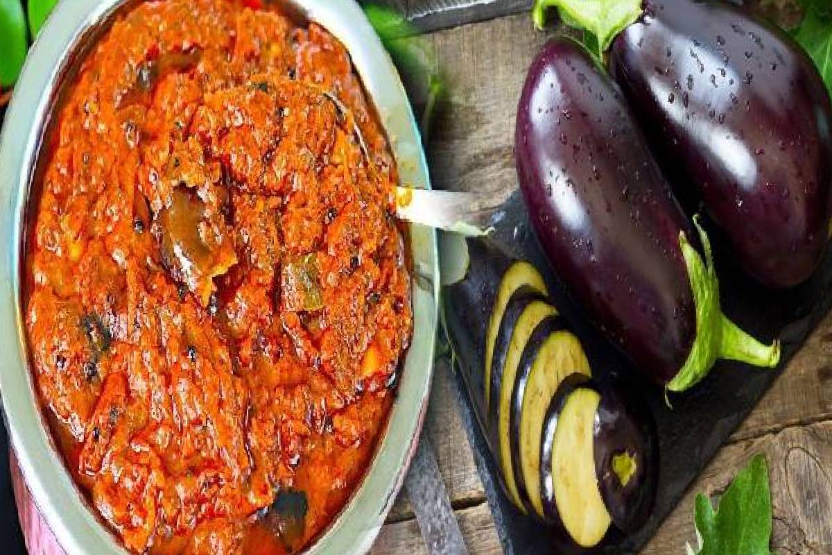 ஆந்திரா பாணியில் காரசாரமாக கத்திரிக்காய் சட்னி... பண்ணலாமா? | Andhra Style Kathirikai Chutney Recipe In Tamil