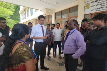 சாவகச்சேரி ஆதார வைத்தியசாலைக்கு இலங்கை மனித உரிமைகள் குழுவினர் விஜயம்