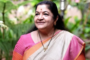 என் இதயத்தில் பெரிய ஓட்டை.. பாடகி சித்ரா இறந்த மகள் பற்றி உருக்கம்