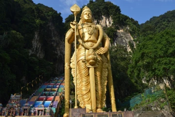 பிரிந்து வாழும் தம்பதிகள் ஒன்று சேர முருகப்பெருமானை இந்த நாளில் வழிபாடு செய்யுங்கள்